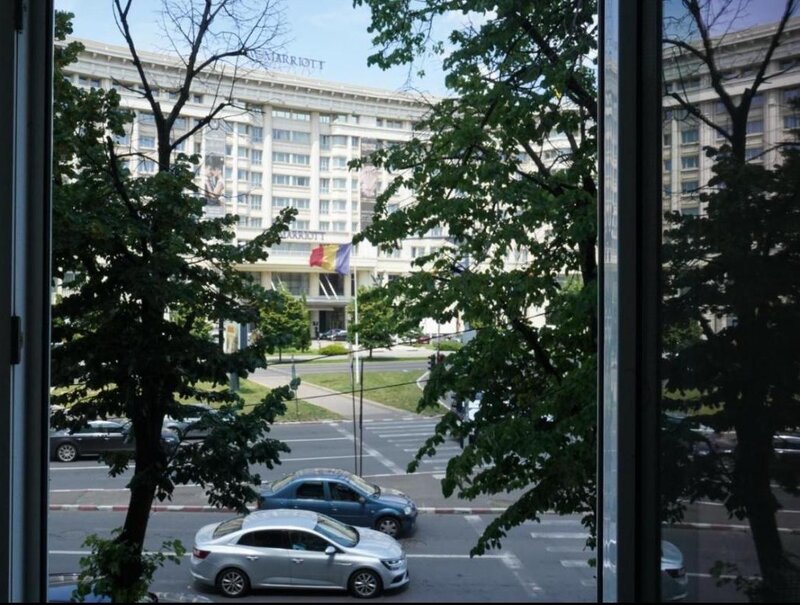 13 Septembrie, Marriott, Palatul Parlamentului